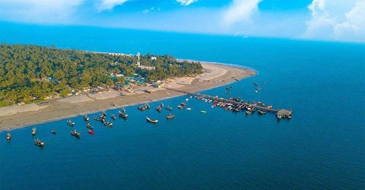 সেন্ট মার্টিন ভ্রমণে ৯ মাসের নিষেধাজ্ঞা